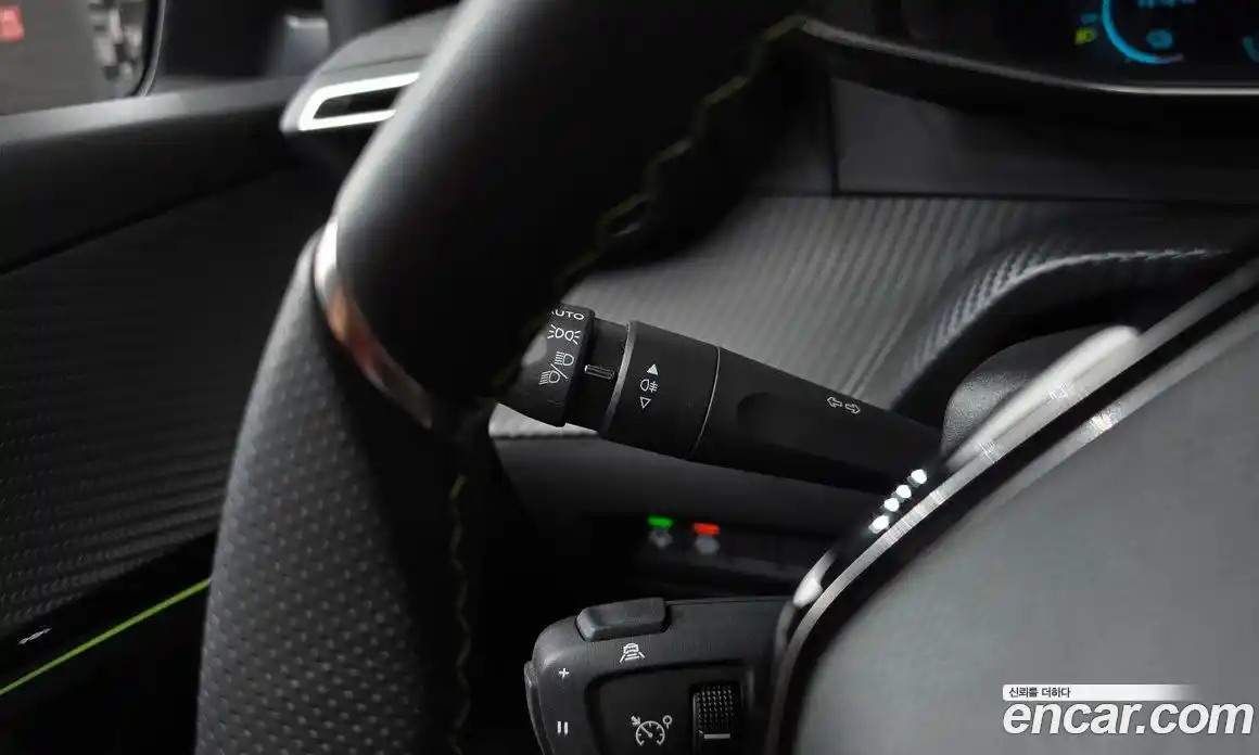 Peugeot 208 2022 0.1 автомат (гидро), фото 28