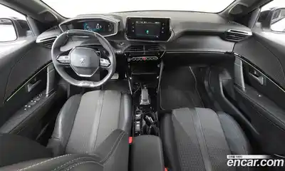 Peugeot 208 2022 0.1 автомат (гидро), миниатюра 9