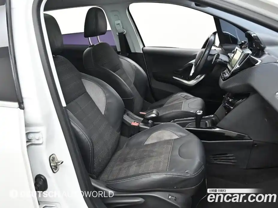 Peugeot 2008 2015 1.6 автомат (гидро), фото 8