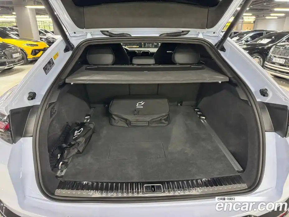 Lamborghini Urus 2025 4.0 автомат (гидро), фото 16 Lamborghini Urus 2025 4.0 автомат (гидро), фото 16