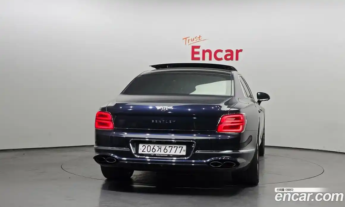 Bentley Flying Spur 2022 4.0 автомат (гидро), фото 4 Bentley Flying Spur 2022 4.0 автомат (гидро), фото 4