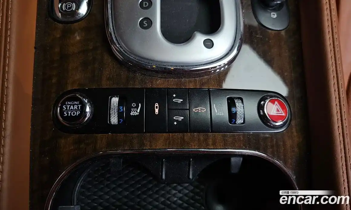 Bentley Continental 2013 4.0 автомат (гидро), фото 18 Bentley Continental 2013 4.0 автомат (гидро), фото 18