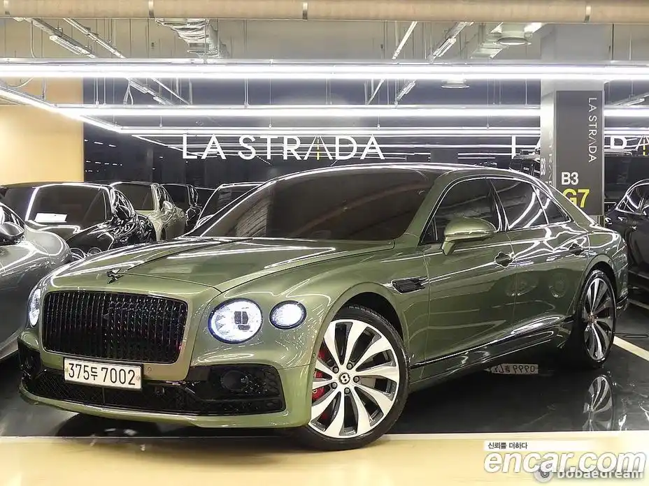 Bentley Flying Spur 2022 4.0 автомат (гидро), фото 3