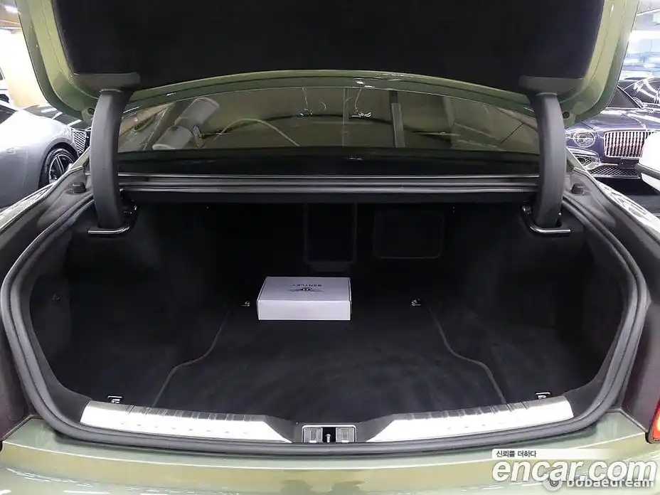 Bentley Flying Spur 2022 4.0 автомат (гидро), фото 4
