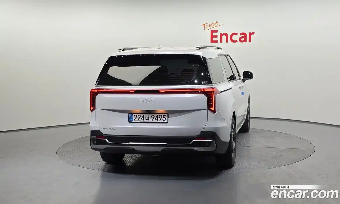 Kia Carnival 2024 2.2 автомат (гидро), фото 4