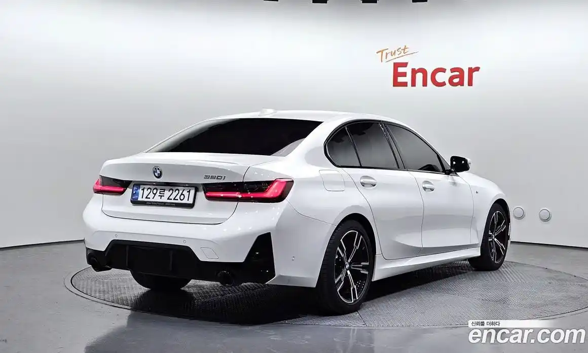BMW 3 серия 2022 2.0 автомат (гидро), фото 2