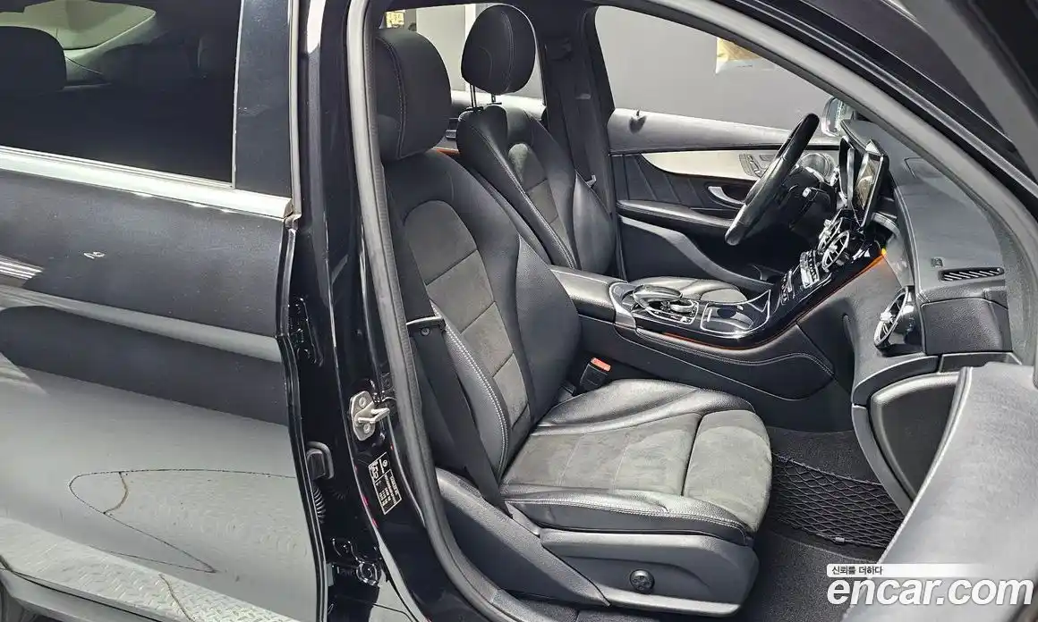 Mercedes-Benz GLC-Class 2019 2.0 автомат (гидро), фото 9