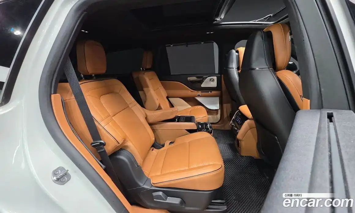 Lincoln Aviator 2025 3.0 автомат (гидро), фото 19 Lincoln Aviator 2025 3.0 автомат (гидро), фото 19