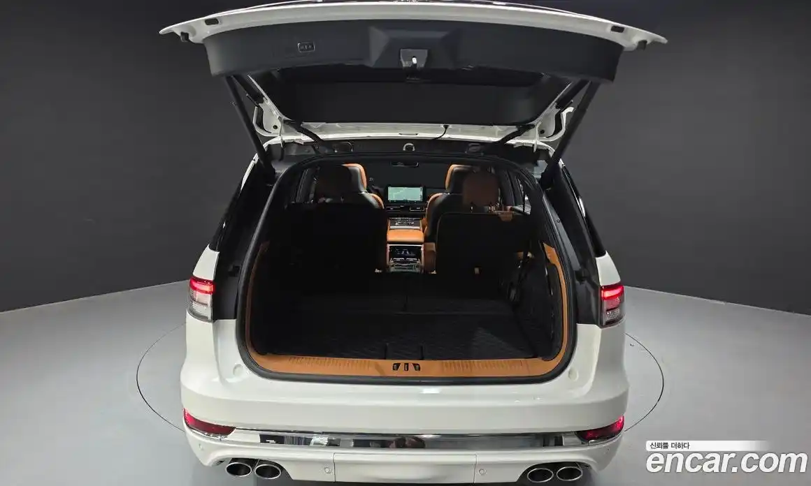 Lincoln Aviator 2025 3.0 автомат (гидро), фото 20 Lincoln Aviator 2025 3.0 автомат (гидро), фото 20