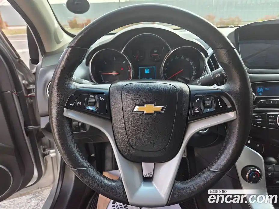 Chevrolet Cruze 2012 2.0 автомат (гидро), фото 17