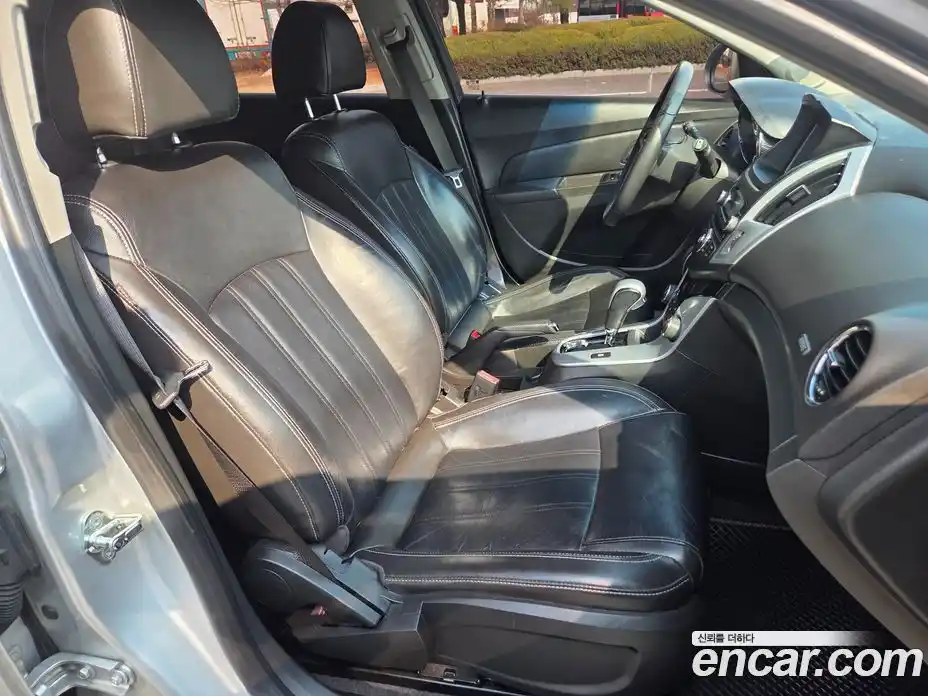 Chevrolet Cruze 2012 2.0 автомат (гидро), фото 10
