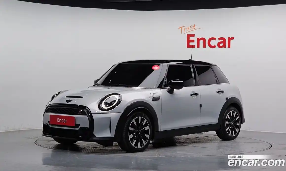 Mini Cooper 2021 2.0 автомат (гидро), фото 1