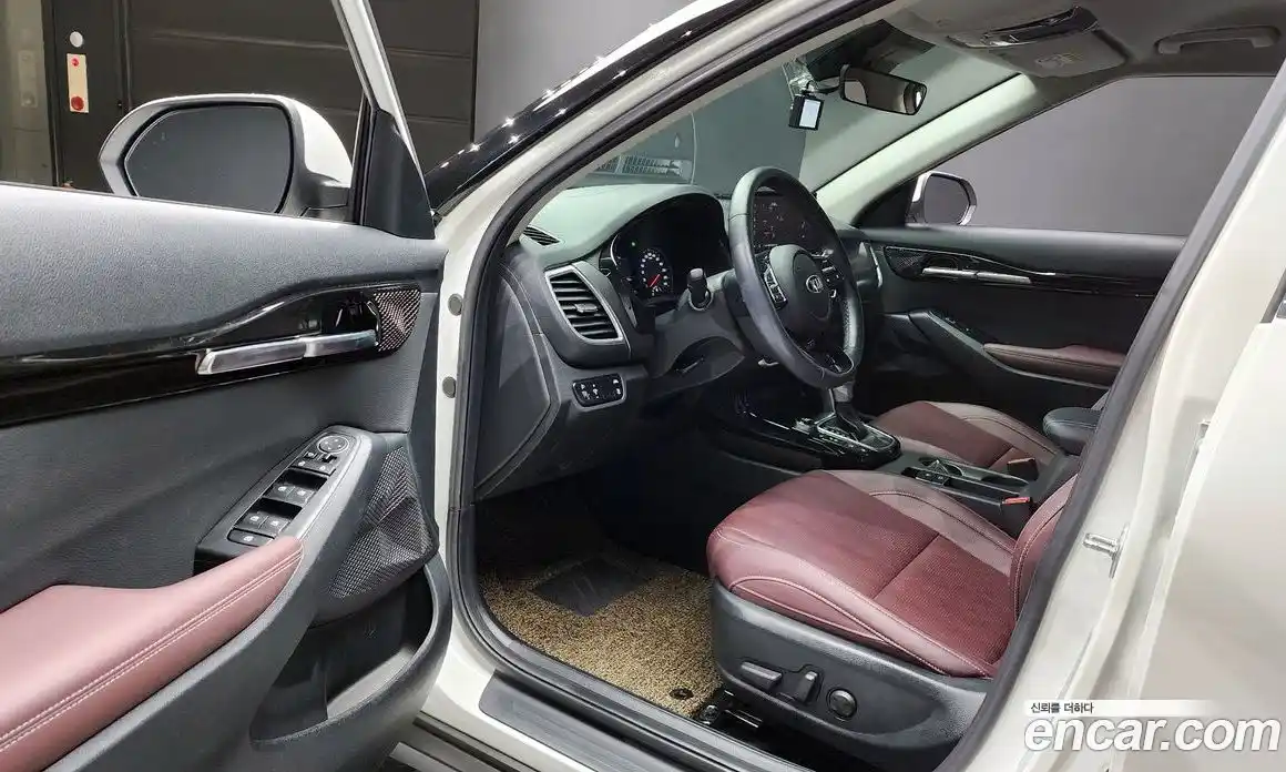 Kia Seltos 2021 1.6 автомат (гидро), фото 11
