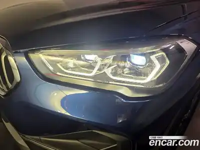 BMW X1 2021 2.0 автомат (гидро), миниатюра 8