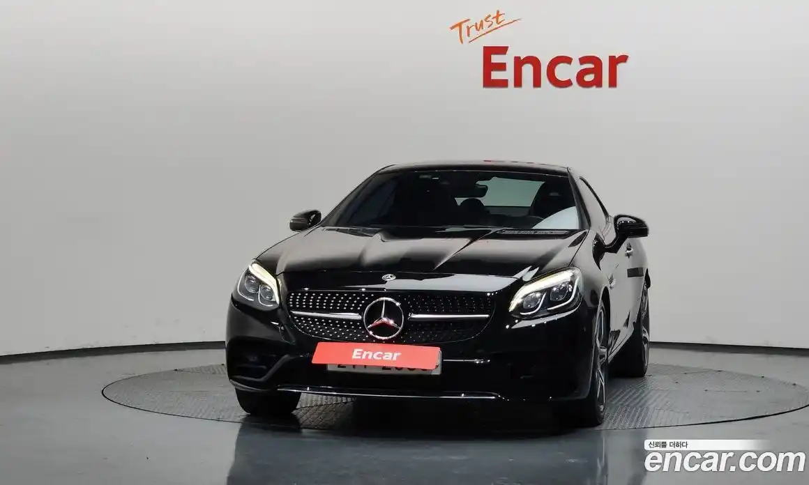 Mercedes-Benz SLC-Class 2017 2.0 гидро, фото 3 Mercedes-Benz SLC-Class 2017 2.0 гидро, фото 3