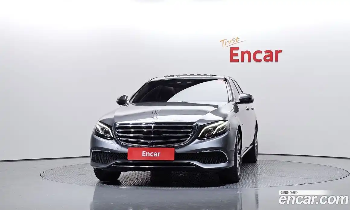 Mercedes-Benz E-Class 2020 2.0 автомат (гидро), фото 3