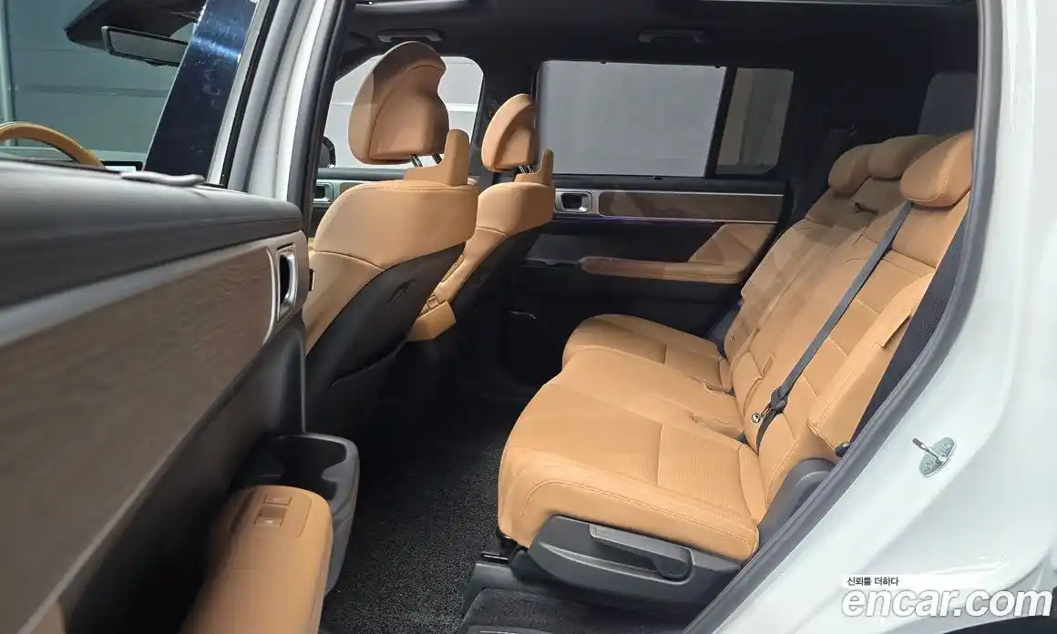 Hyundai Santa Fe 2024 1.6 автомат (гидро), фото 18