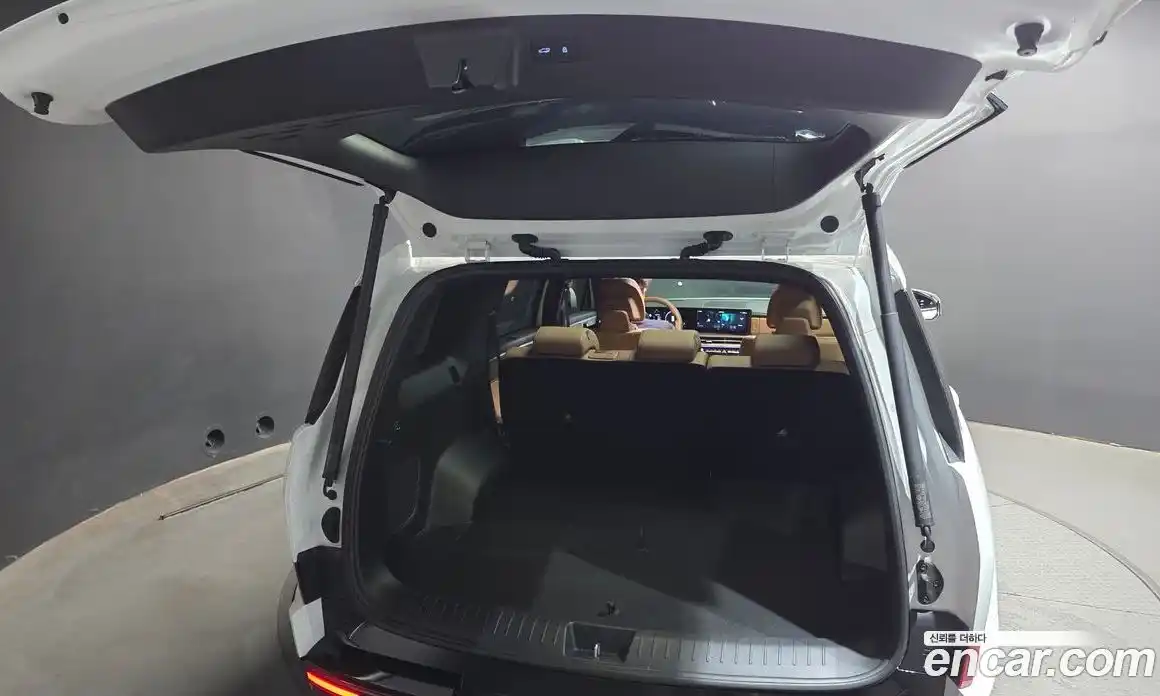 Hyundai Santa Fe 2024 1.6 автомат (гидро), фото 30