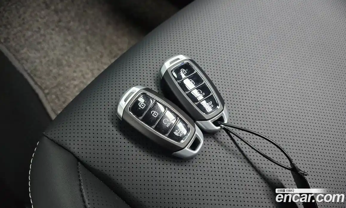 Hyundai Venue 2022 1.6 автомат (гидро), фото 22