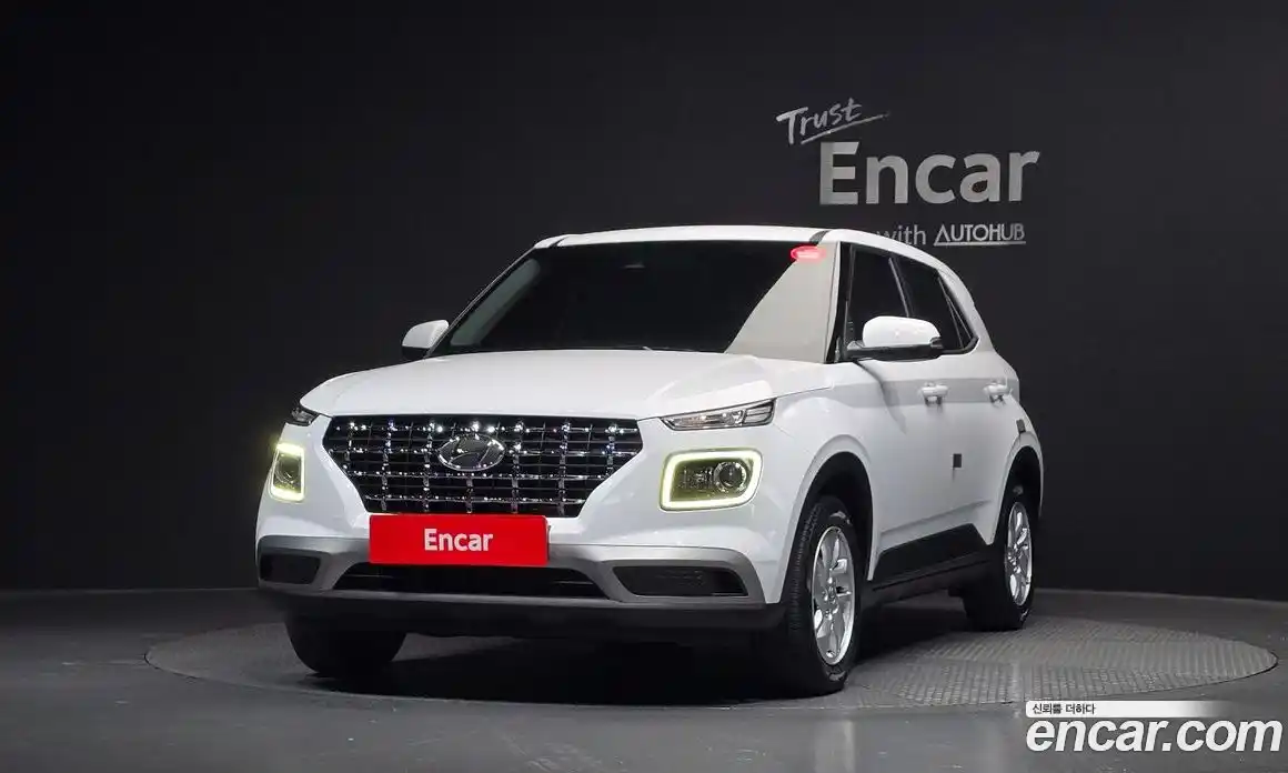 Hyundai Venue 2022 1.6 автомат (гидро), фото 3