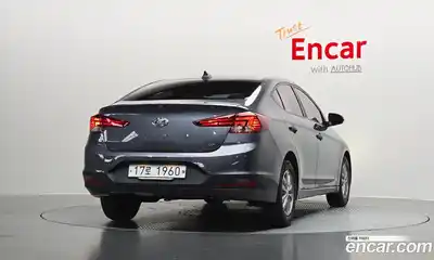 Hyundai Avante 2018 1.6 автомат (гидро), миниатюра 4