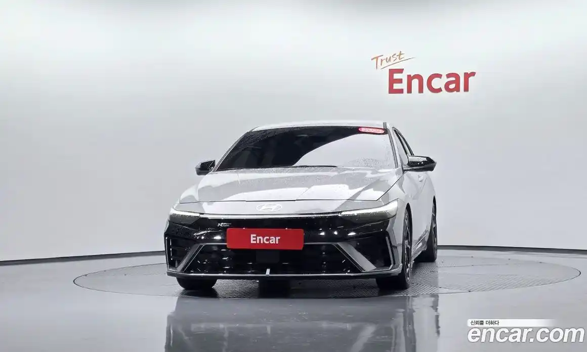 Hyundai Avante 2024 1.6 автомат (гидро), фото 2