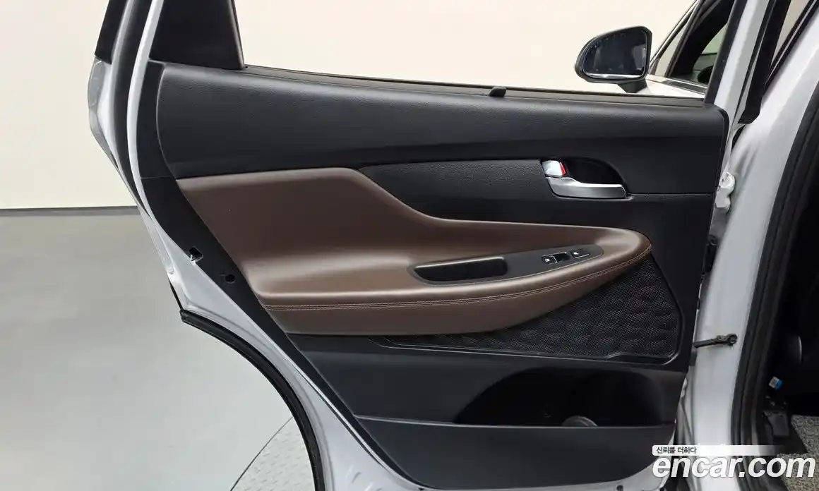 Hyundai Santa Fe 2021 2.5 автомат (гидро), фото 15