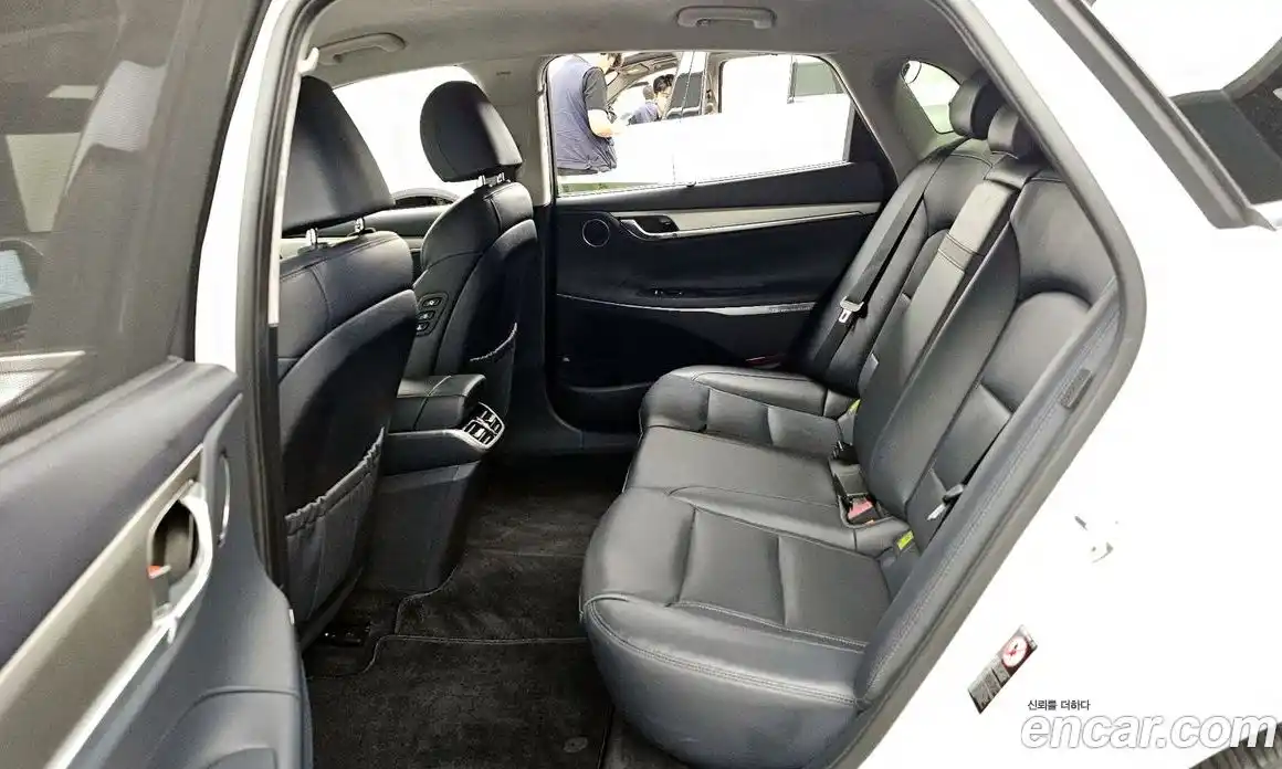 Hyundai Grandeur 2020 2.5 автомат (гидро), фото 16
