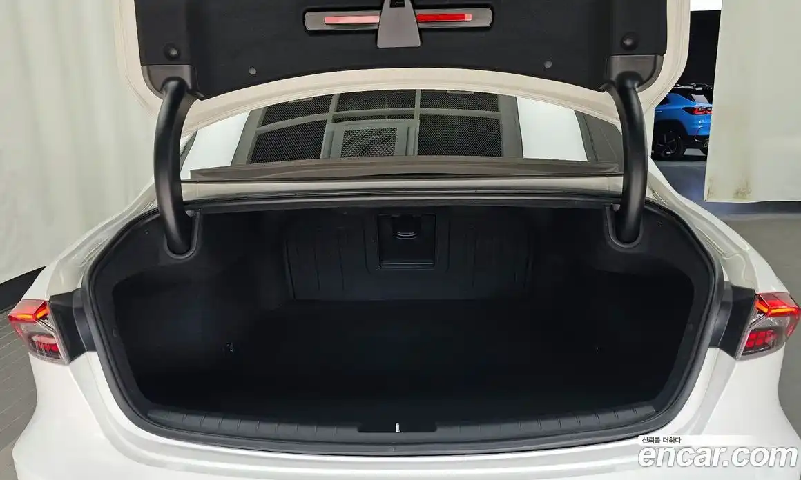 Hyundai Grandeur 2020 2.5 автомат (гидро), фото 26