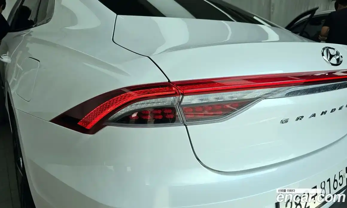 Hyundai Grandeur 2020 2.5 автомат (гидро), фото 9