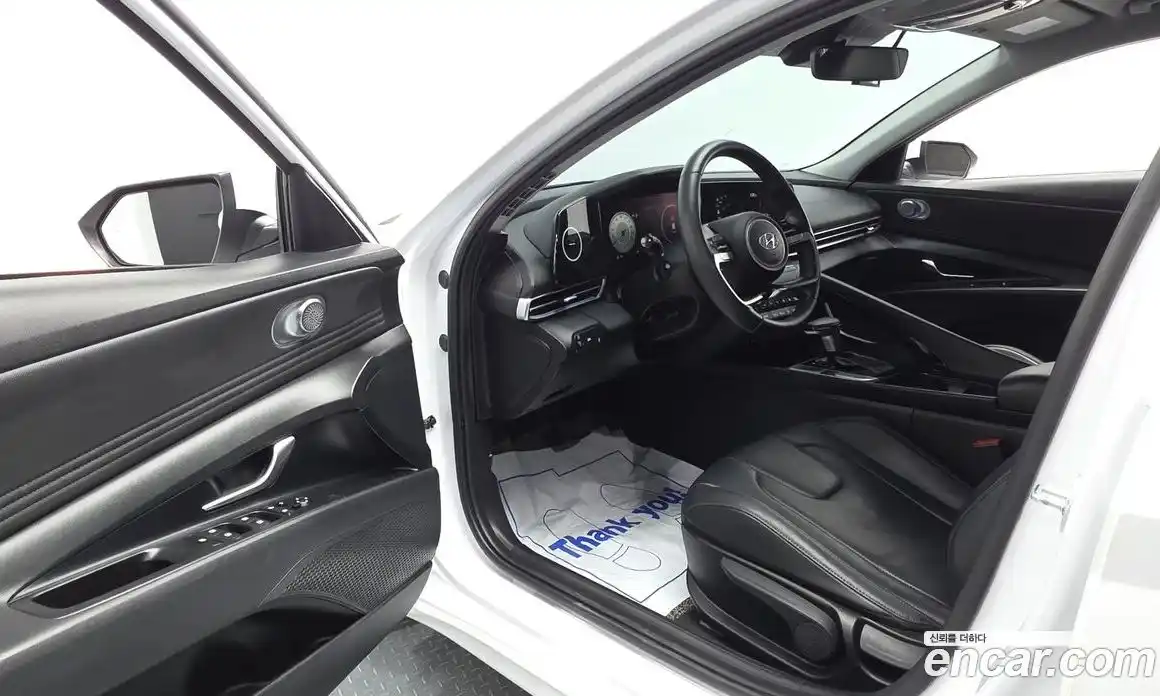 Hyundai Avante 2021 1.6 автомат (гидро), фото 10