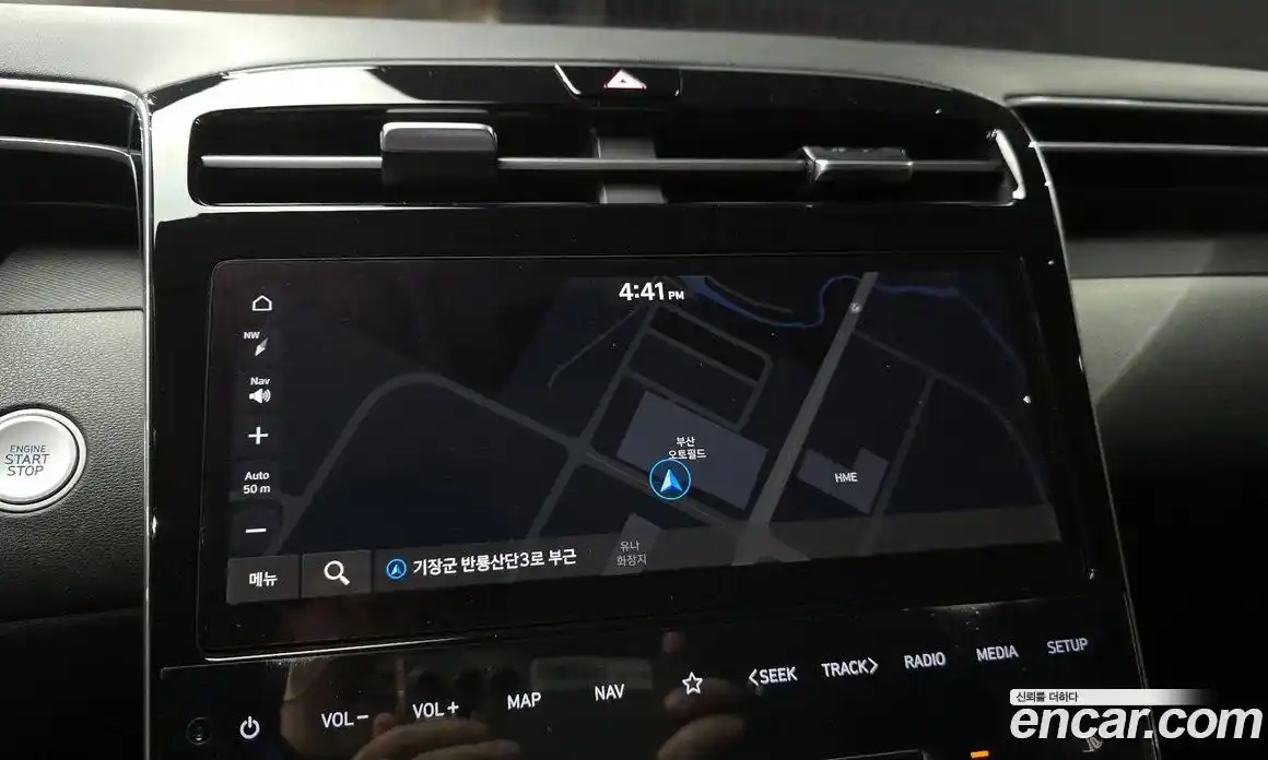 Hyundai Tucson 2023 1.6 автомат (гидро), фото 12