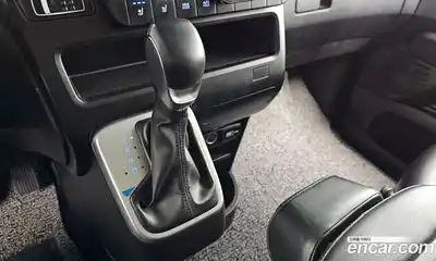 Hyundai Staria 2021 2.2 автомат (гидро), миниатюра 9