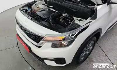 Kia Seltos 2022 1.6 автомат (гидро), миниатюра 6