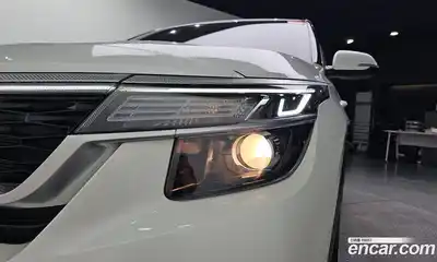 Kia Seltos 2022 1.6 автомат (гидро), миниатюра 8