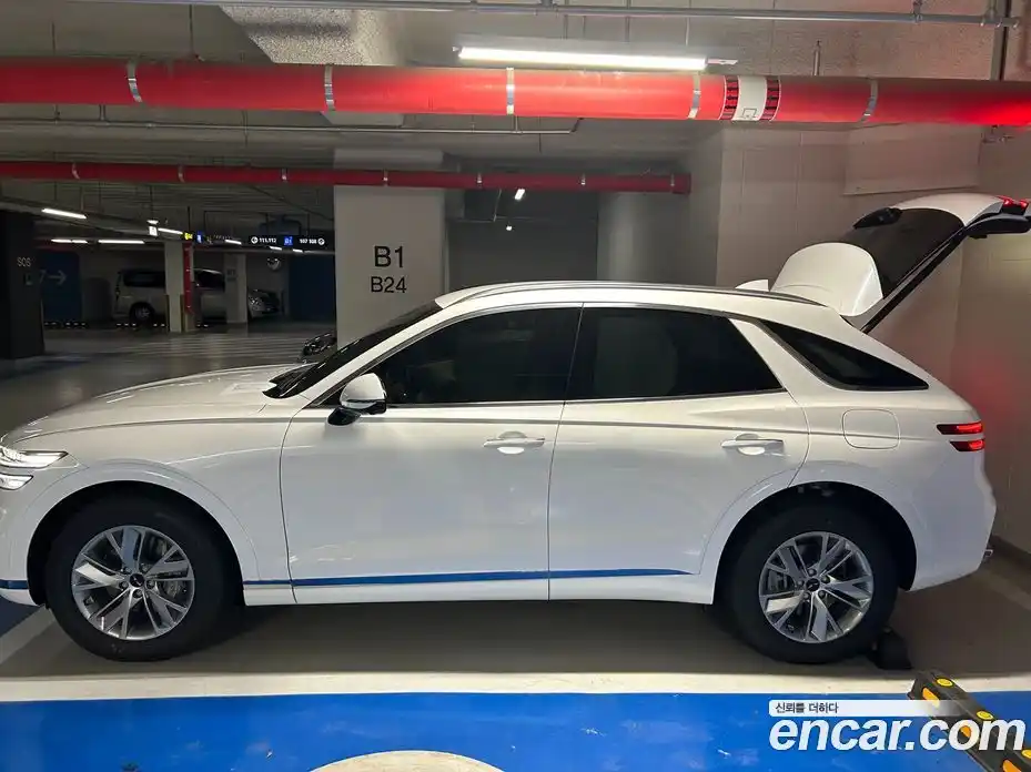 Genesis GV70 2025 2.5 автомат (гидро), фото 3