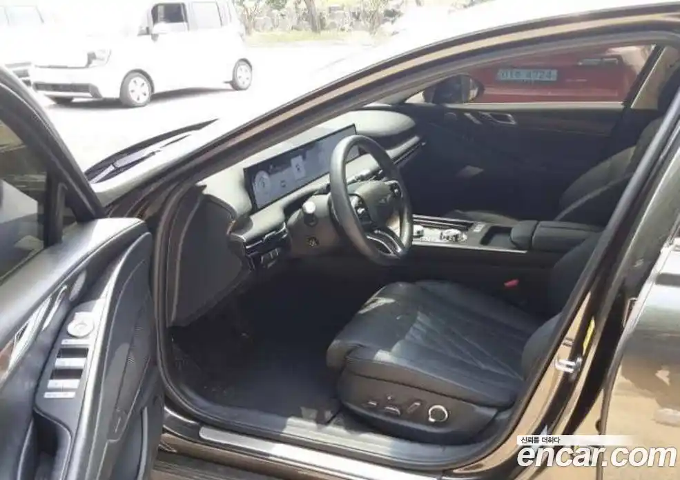 Genesis G80 2025 0.1 автомат (гидро), фото 4