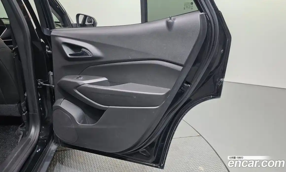 Chevrolet Trax 2023 1.2 автомат (гидро), фото 15