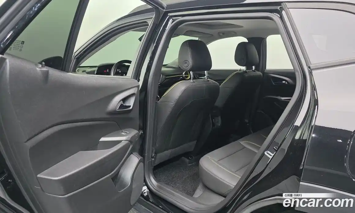 Chevrolet Trax 2023 1.2 автомат (гидро), фото 23