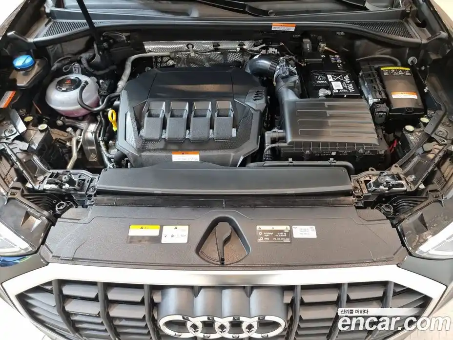 Audi Q3 2025 2.0 автомат (гидро), фото 6