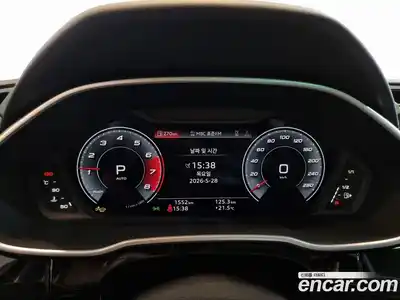 Audi Q3 2025 2.0 автомат (гидро), миниатюра 8