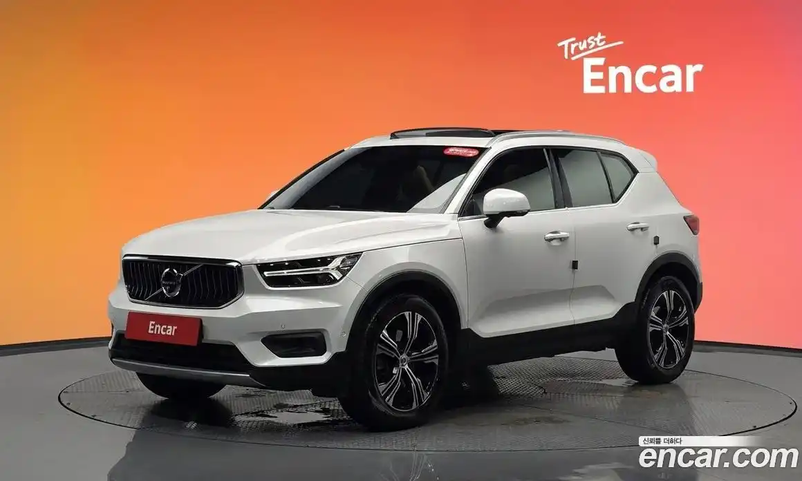 Volvo XC40 2021 2.0 автомат (гидро), фото 33