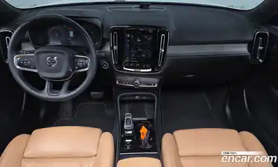 Volvo XC40 2021 2.0 автомат (гидро), миниатюра 9