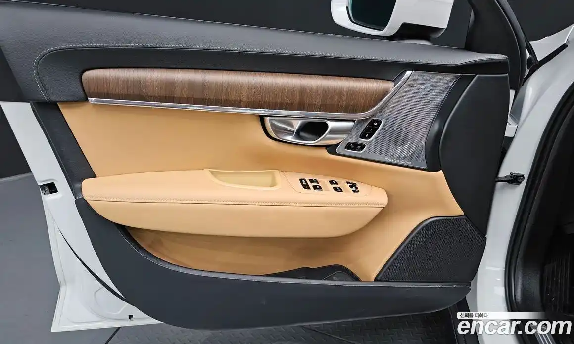 Volvo V90 2023 2.0 автомат (гидро), фото 14