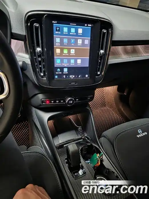Volvo C40 2023 автомат (гидро), фото 1