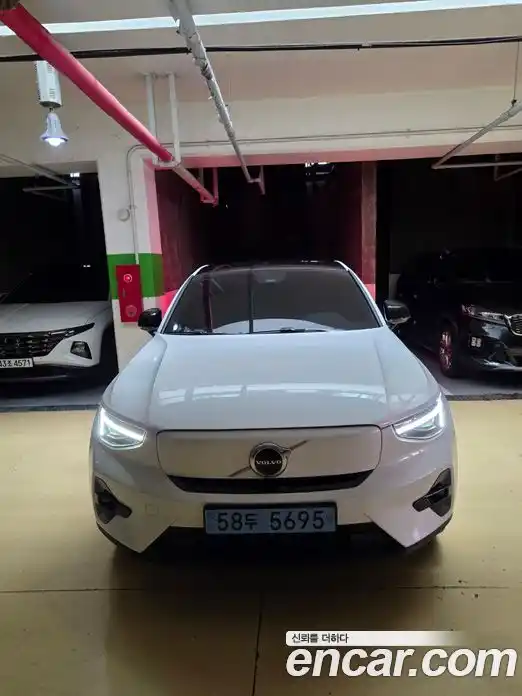 Volvo C40 2023 автомат (гидро), фото 2