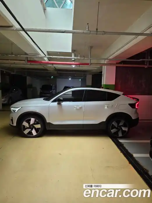 Volvo C40 2023 автомат (гидро), фото 5