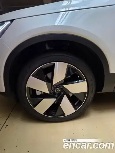 Volvo C40 2023 автомат (гидро), миниатюра 8