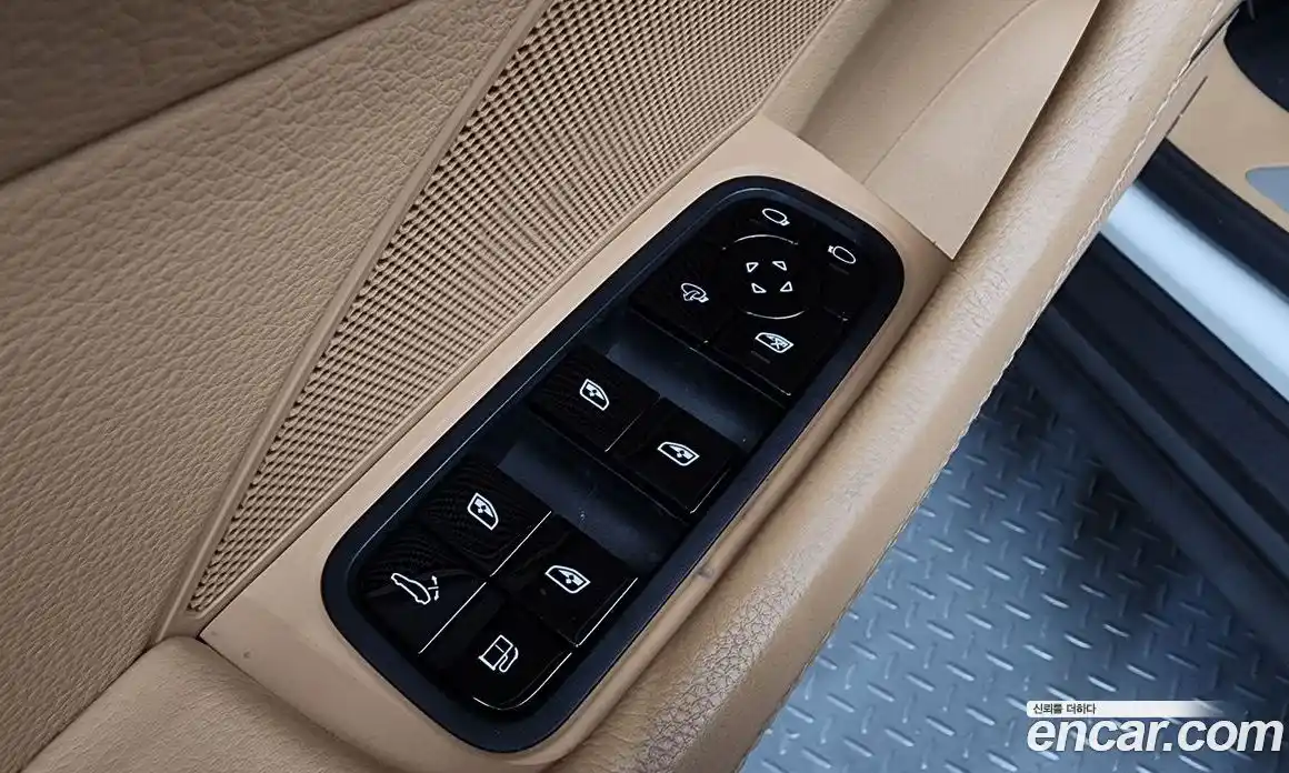 Porsche Panamera 2018 2.9 автомат (гидро), фото 37