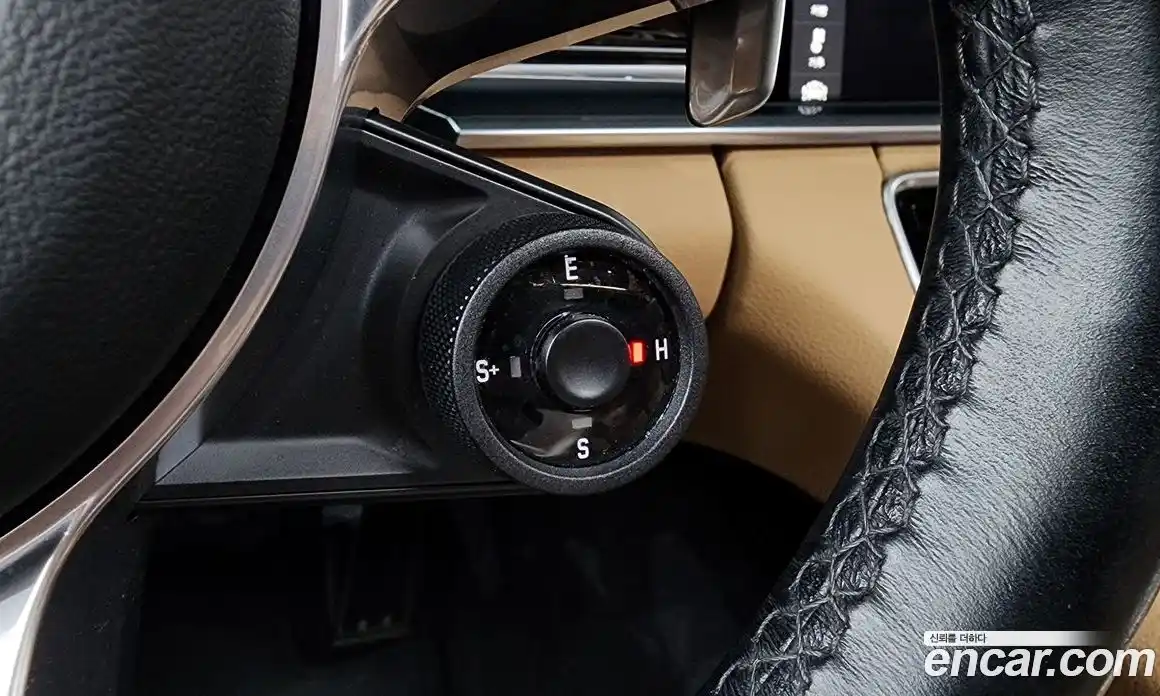 Porsche Panamera 2018 2.9 автомат (гидро), фото 39